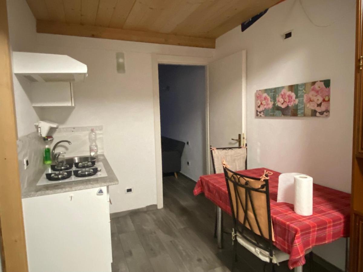 Casa Danilo Apartment Cadegliano Viconago ภายนอก รูปภาพ